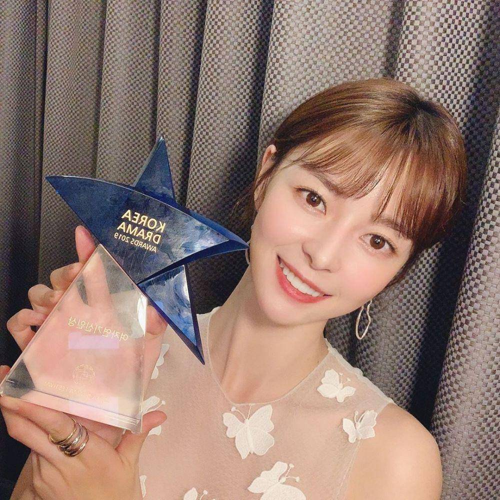 instagram.com/hv_nara