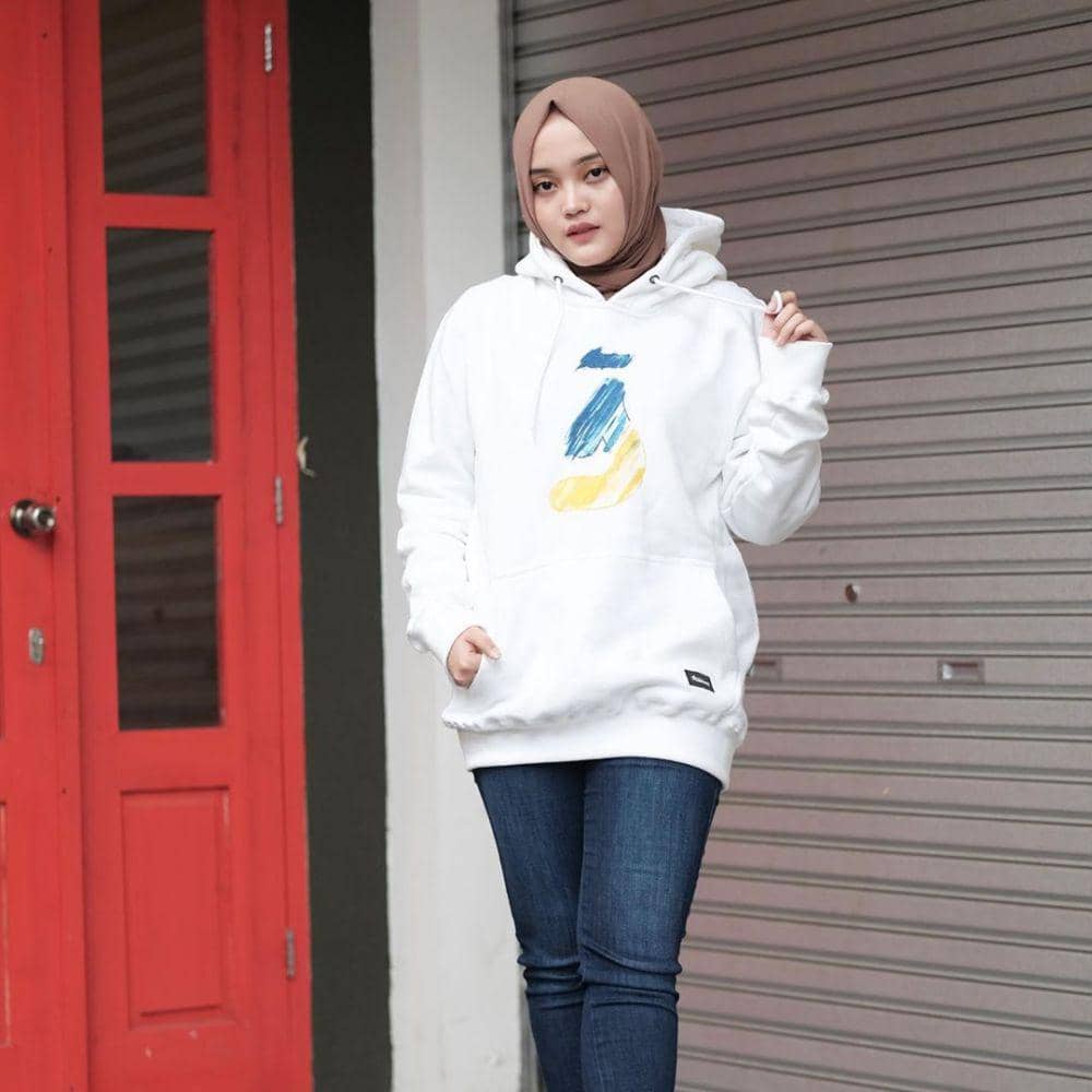 Instagram.com/putridelinaa