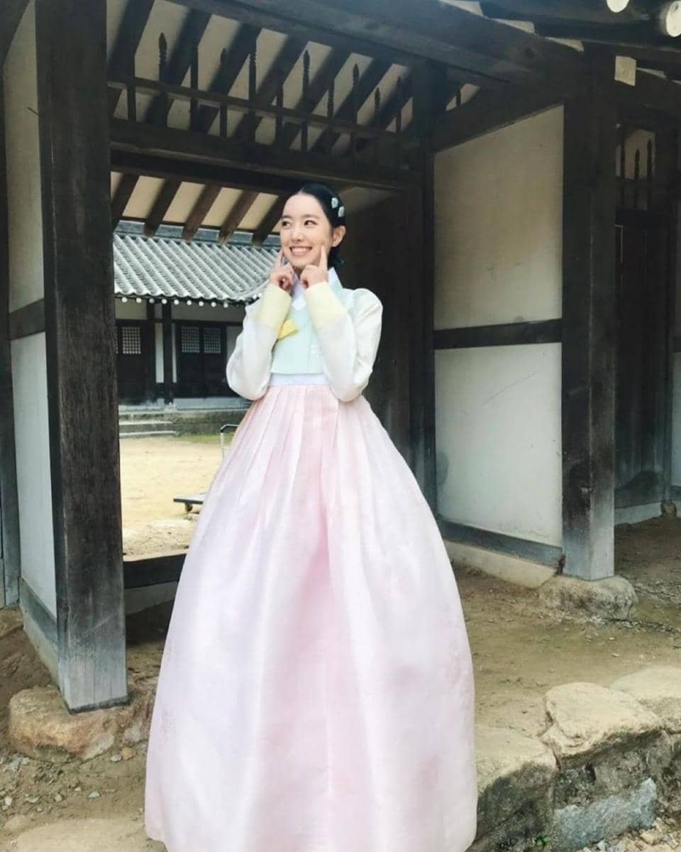 instagram.com/jinseyun.go