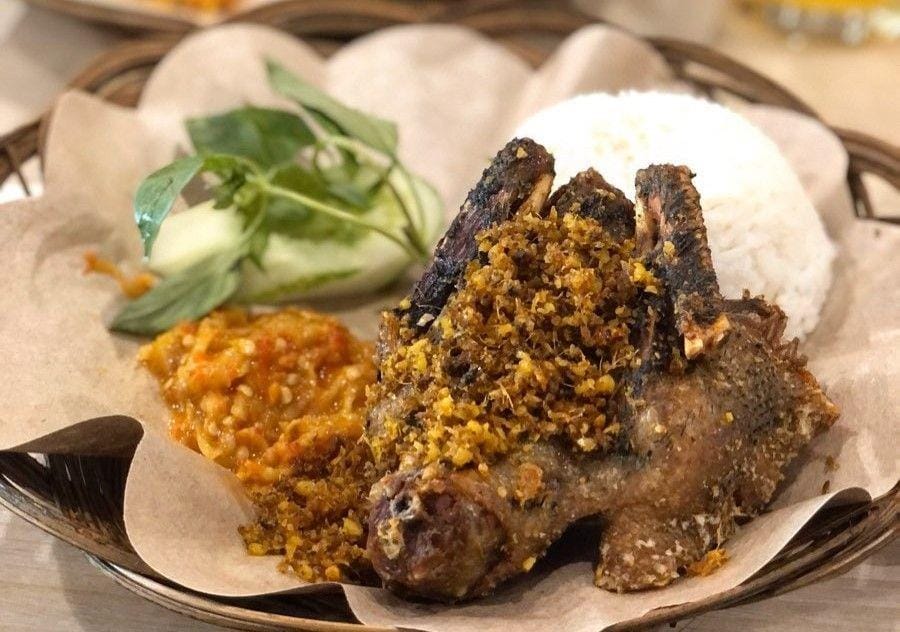 instagram.com/jessfattytummy