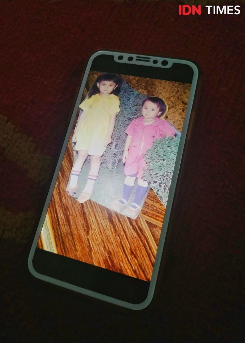 (Foto semasa kecil memdiang Lina Jubaedah) IDN Times/Azzis Zulkhairil
