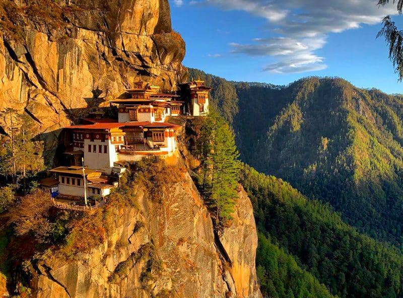 instagram.com/crayonbery