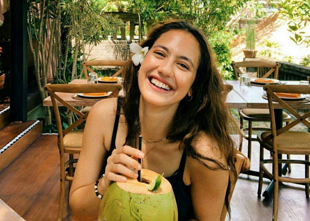 instagram.com/pevpearce