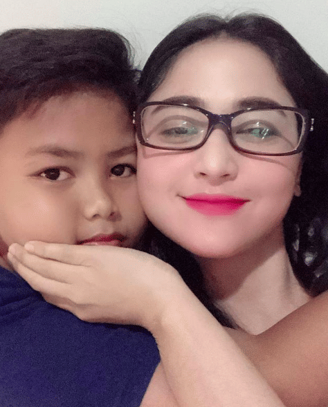 instagram.com/dewiperssikreal