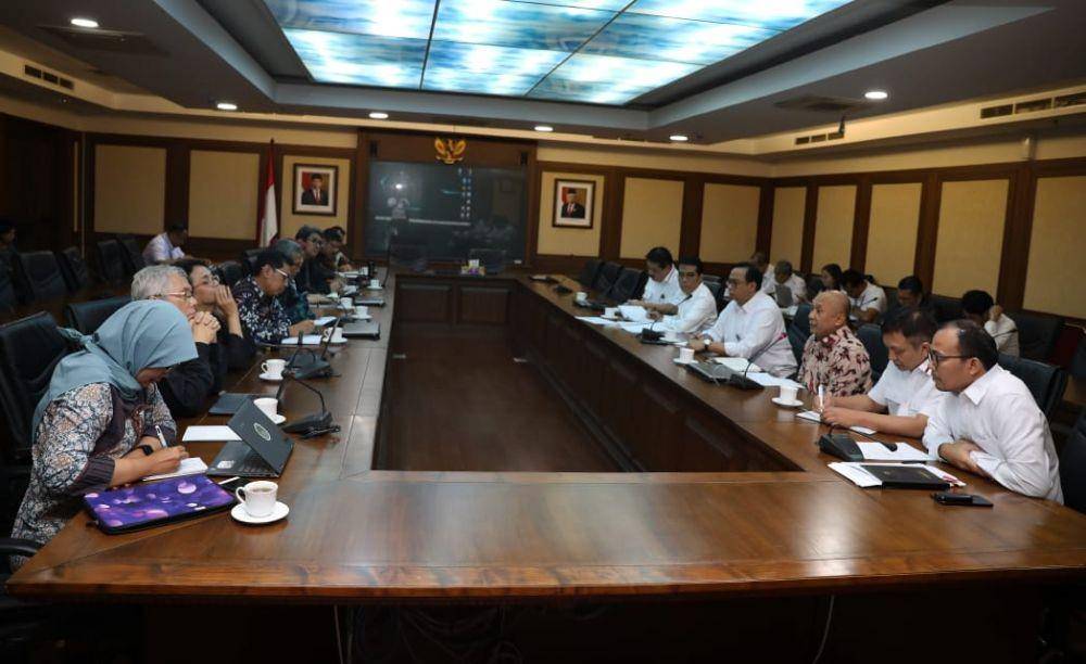 Tim eksternal omnibus law oleh Kementerian Koperasi dan UKM (Dok. Kementerian Koperasi dan UKM)