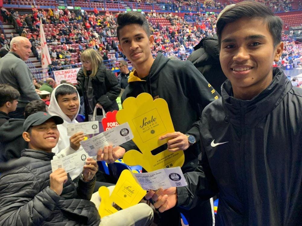 Anggota Garuda Select kunjungi kota Milan jelang laga uji tanding lawan Torino U-17 (Dok. Mola TV)