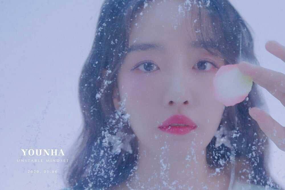 instagram.com/younha_holic