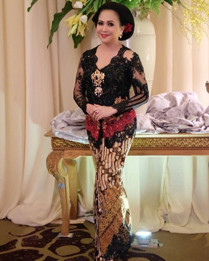 instagram.com/ssoekotjo