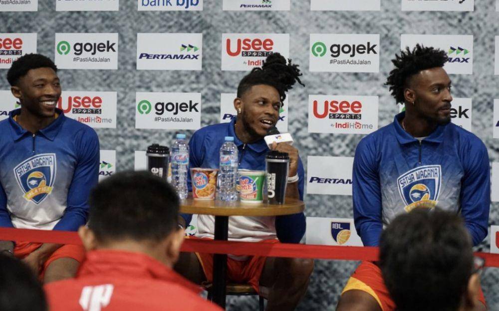 Tiga pemain asing Satya Wacana Salatiga di musim IBL 2020. iblindonesia.com