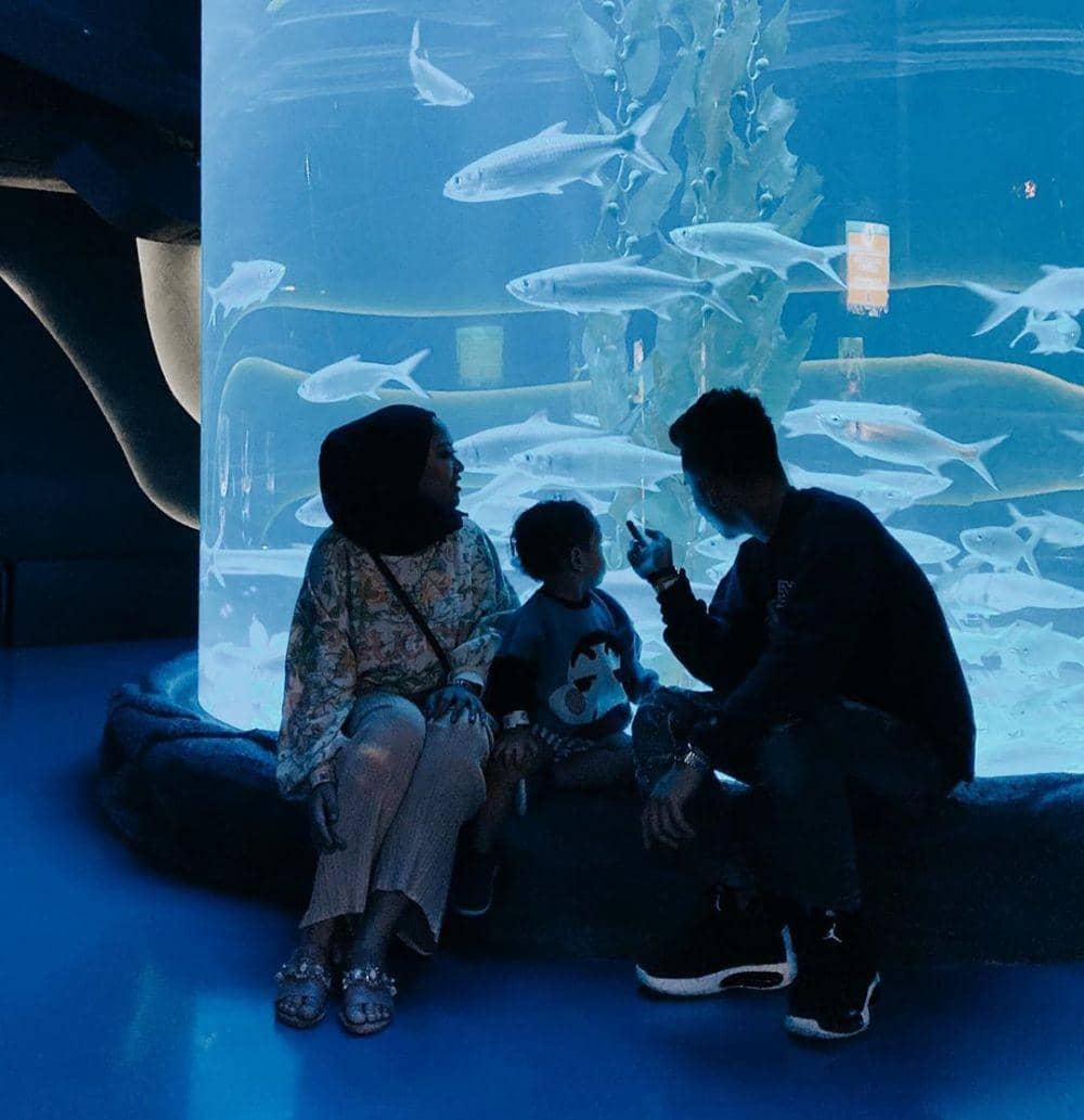 instagram.com/rachelvennya