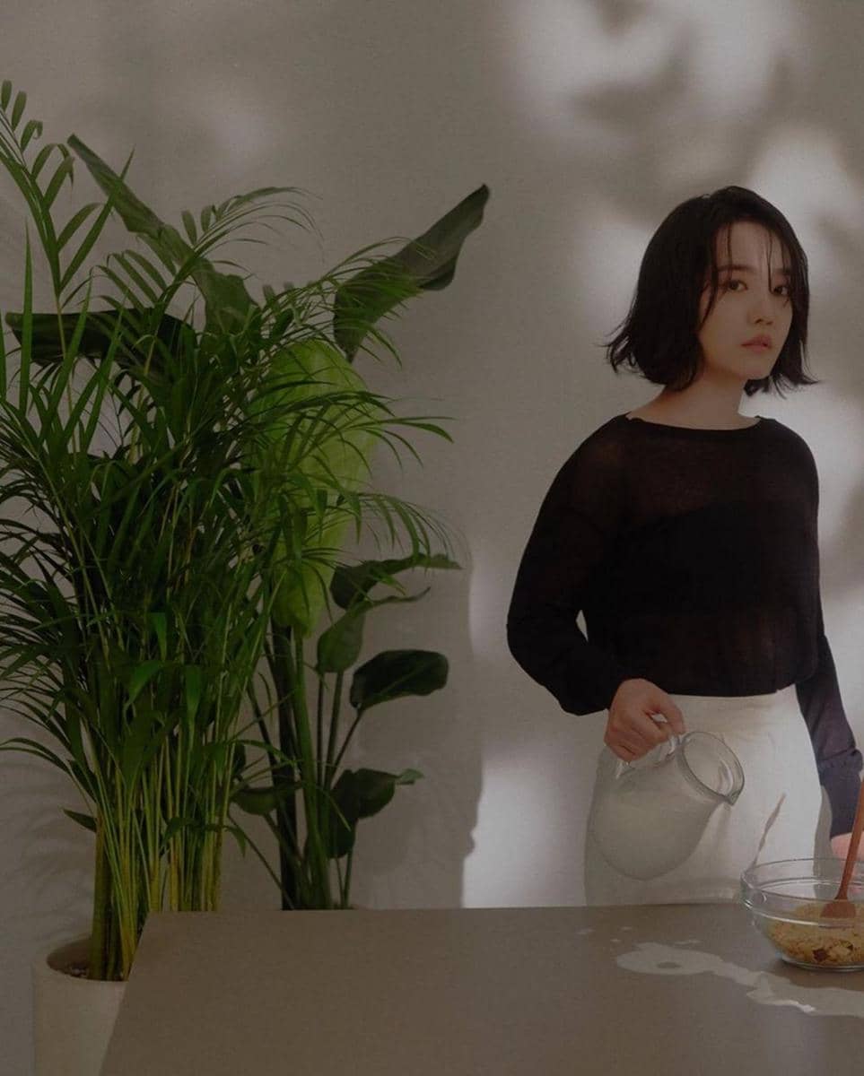 instagram.com/younha_holic