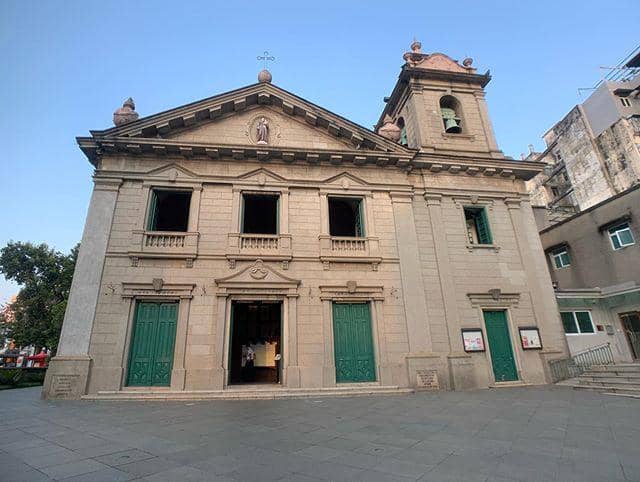 instagram.com/enyeny0329/