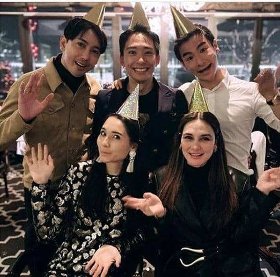 instagram.com/aksanaqa/