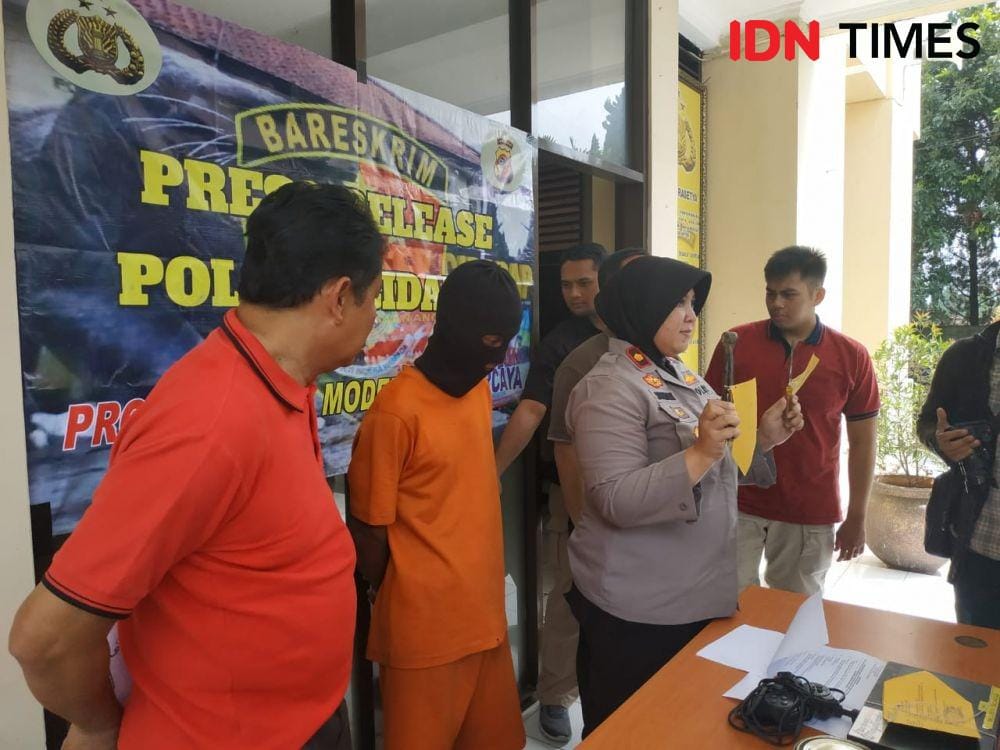 Polsek Cidadap menangkap spesialis pencuri bengkel (IDN Times.Jabar/Galih Persiana)