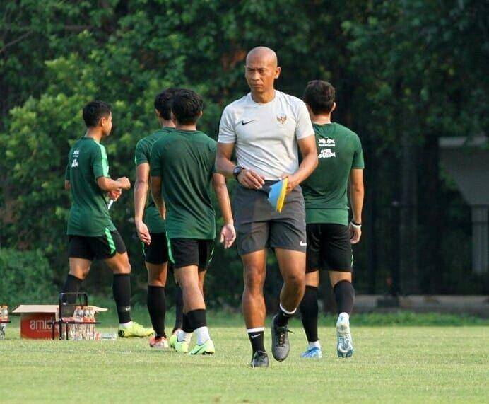 Instagram.com/hendro34kartikocoach