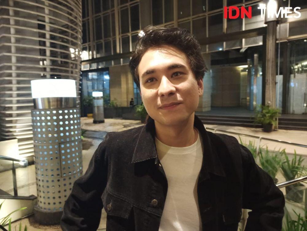 Jerome Polin saat Gala Premiere film Surat dari Kematian, di Epicentrum, Jakarta, pada Senin(6/1). IDN Times/Erfah Nanda