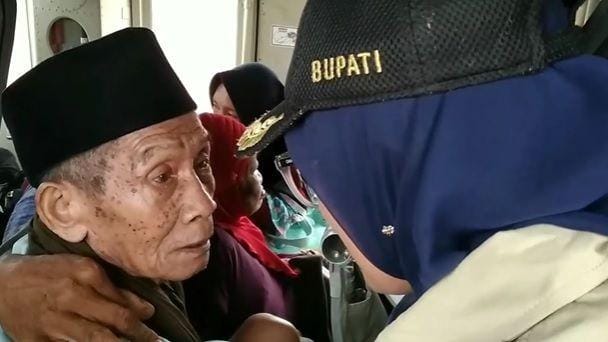 (Bupati Lebak Iti Octavia Jayabaya) Instagram.cpm/@viajayabaya