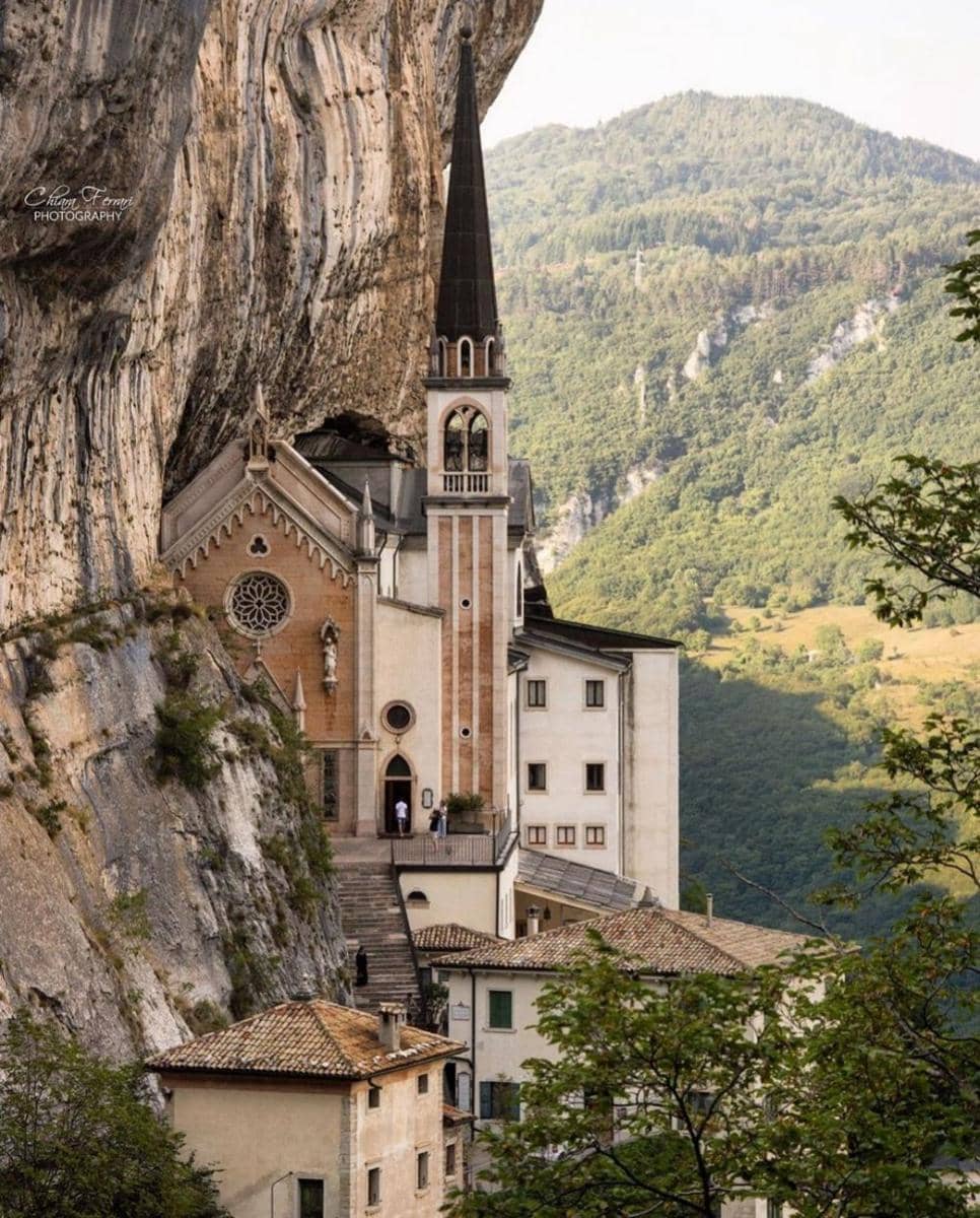 Instagram.com/chiarinales