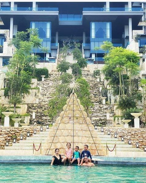 instagram.com/ramadhaniabakire/