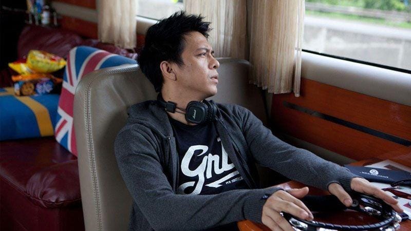 twitter.com/arielgreenlight