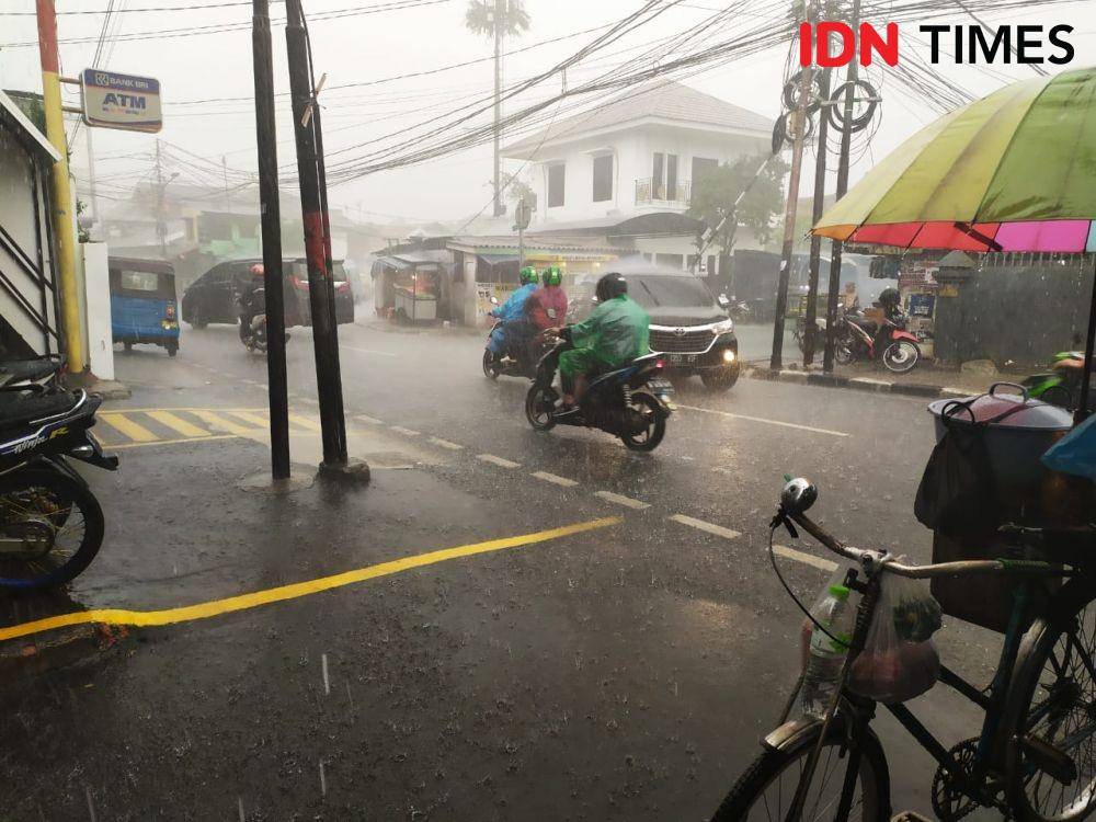 Ilustrasi Hujan (IDN Times/Aldzah Fatimah Aditya)