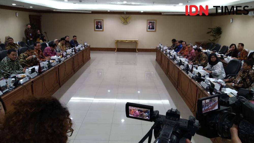 Kerja sama BPK dan KPK (IDN Times/Helmi Shemi)