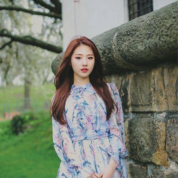 Instagram.com/loonahaseul
