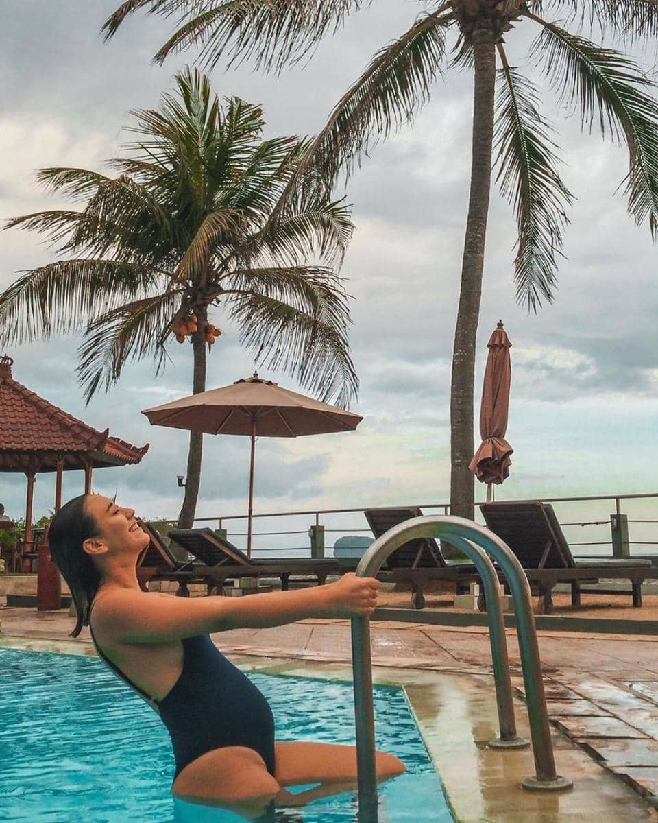 instagram.com/westnydj