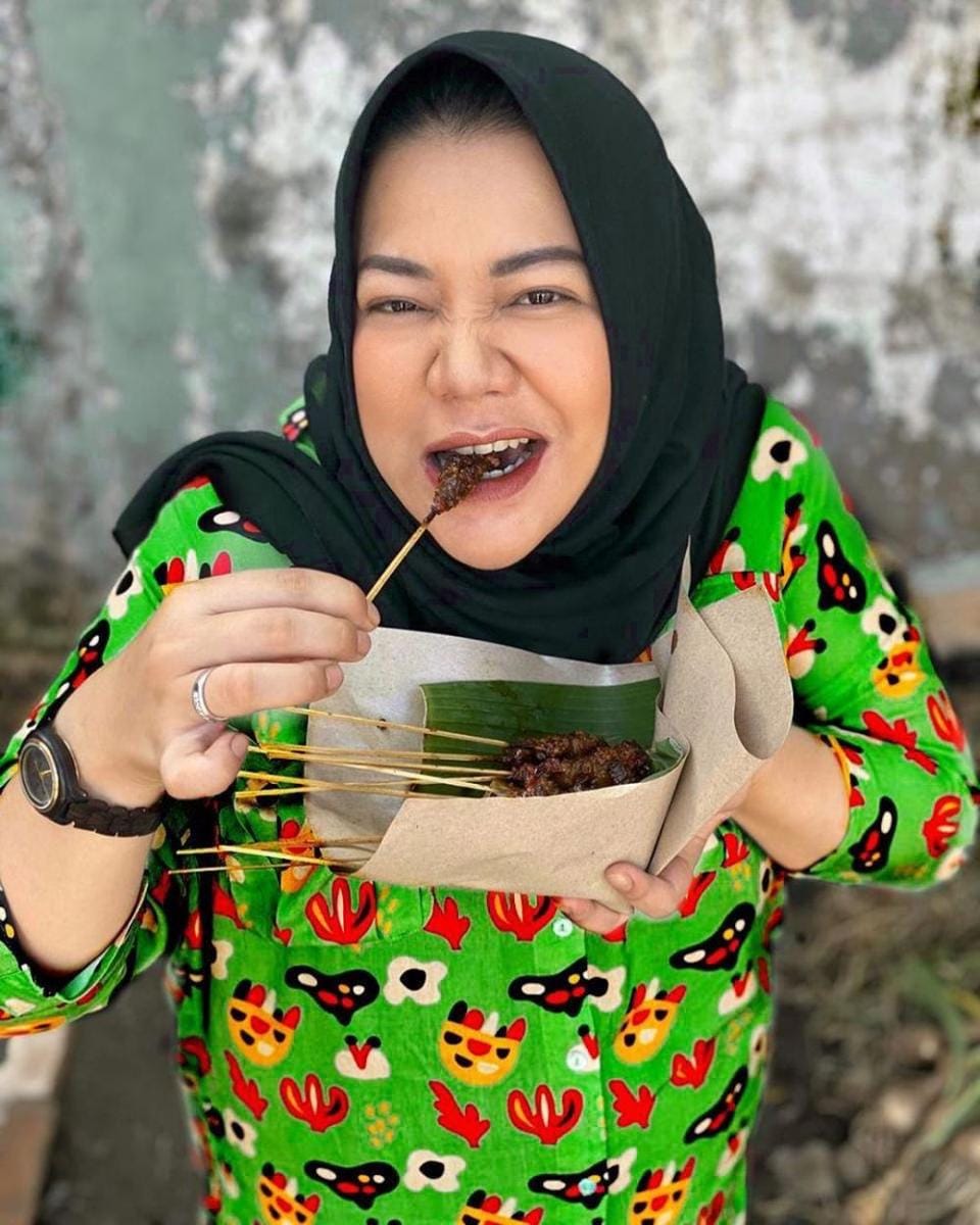 instagram.com/risa_saraswati