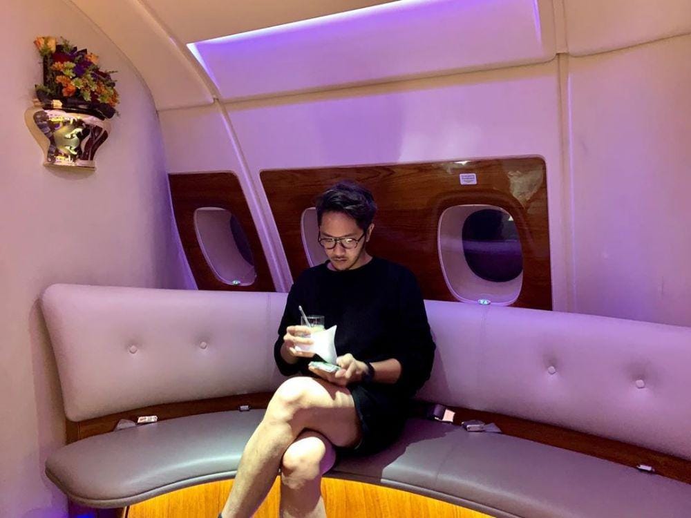 Instagram.com/jonathan.mulia