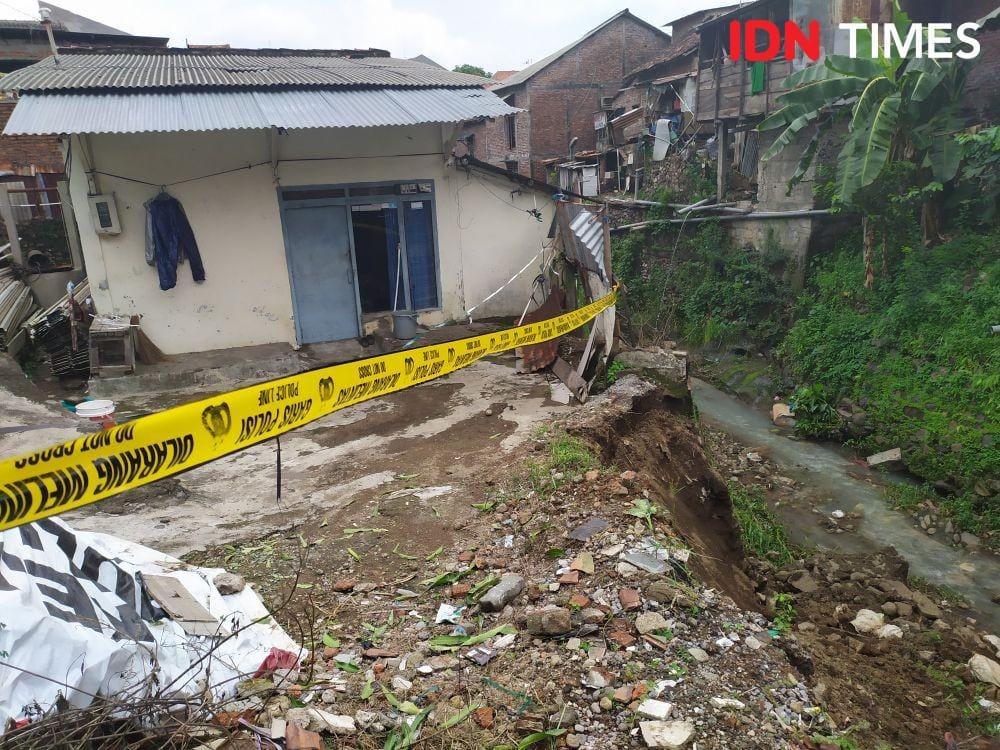 Talut ambrol di Tembalang Semarang. IDN Times/Fariz Fardianto