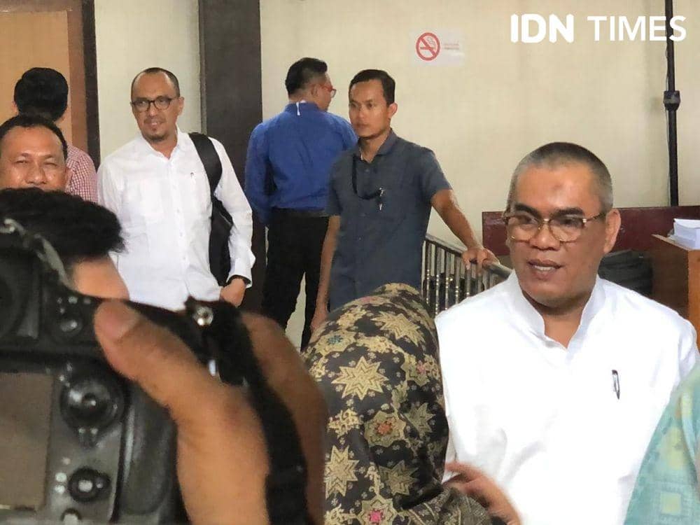 Bupati Muaraenim, non aktif, Ahmad Yani (IDN Times/Rangga Erfizal)