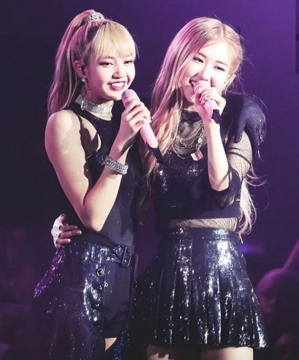 Instagram.com/lisa_rose_blackpink