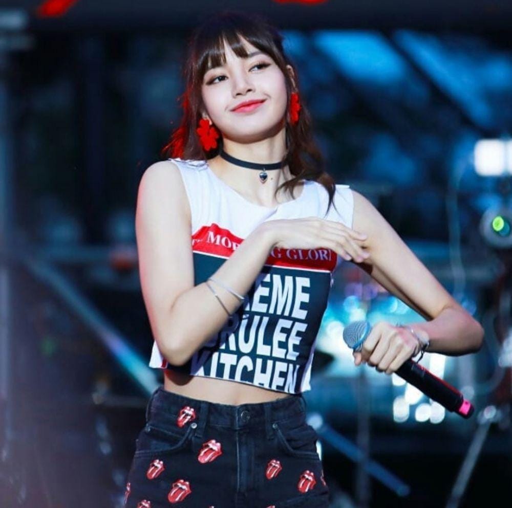 Instagram.com/lisaramboo