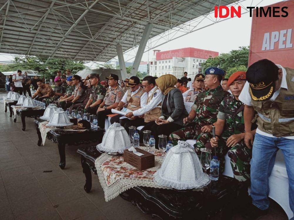 Apel Kesiapsiagaan Bencana di Lapangan Karebosi Makassar, Rabu (8/1). IDN Times/Asrhawi Muin