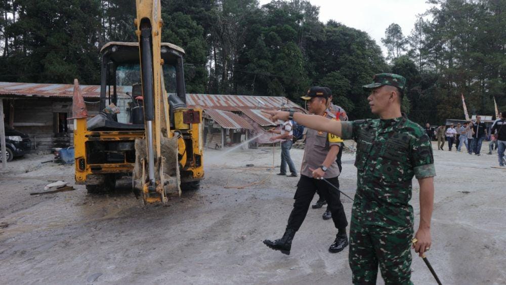 Kapolres Simalungun saat meninjau lokasi (Dok.IDN Times/istimewa)