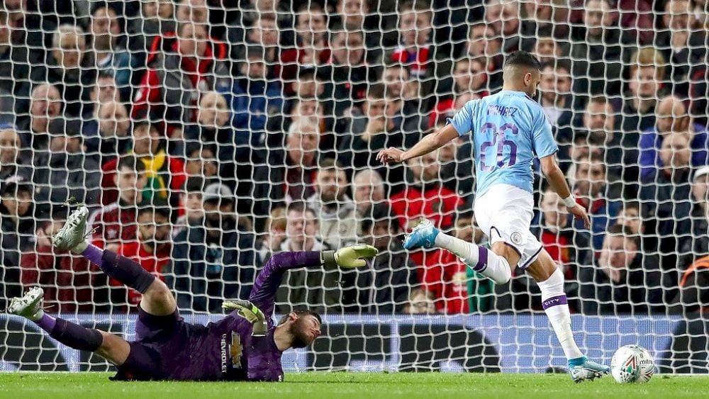 Bernando Silva berhasil tampil apik saat Man City tumbangkan Man United di Old Trafford Stadium, Rabu (8/1).  mancity.com
