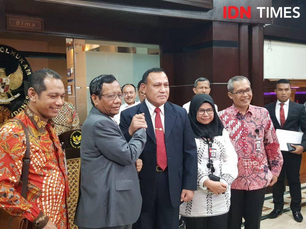 Pimpinan KPK dan Menkopolhukam (IDN Times/Santi Dewi)