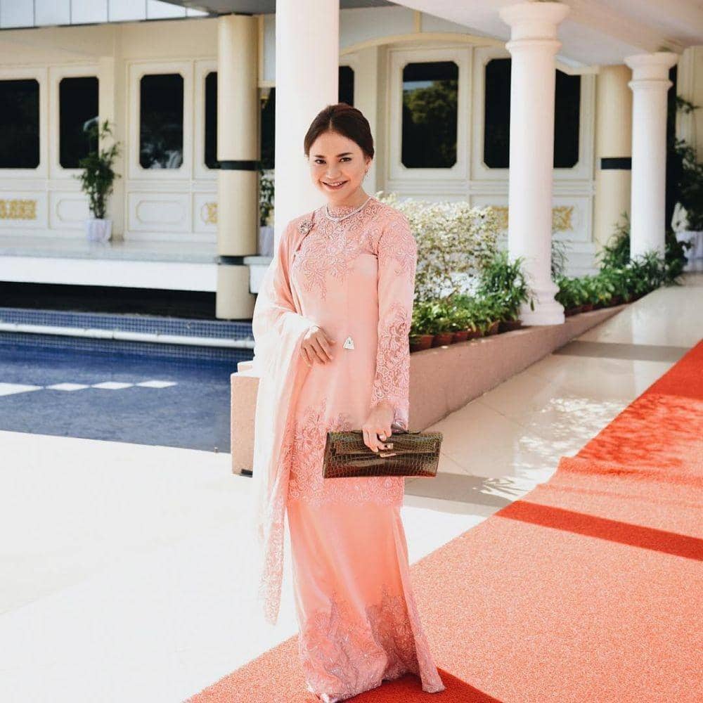 instagram.com/itsrossa910