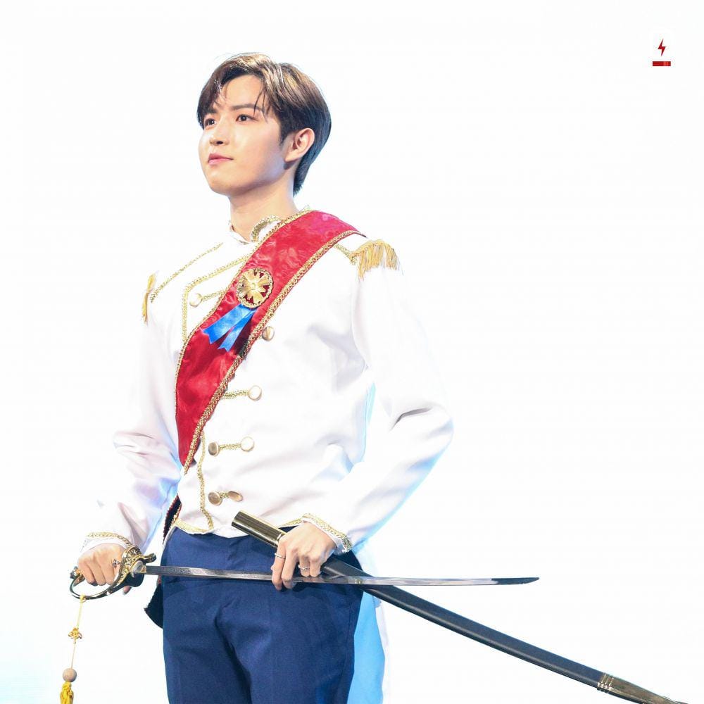 twitter.com/__discharge__