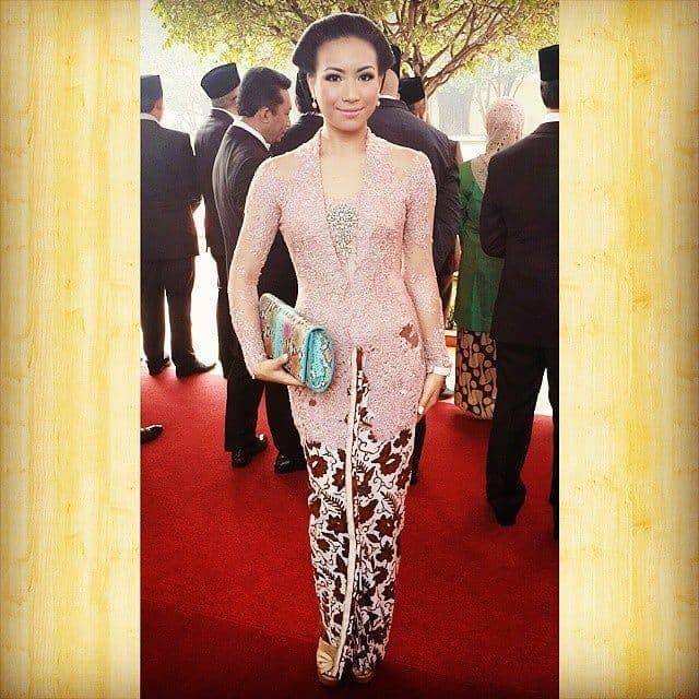 instagram.com/rahayusaraswati