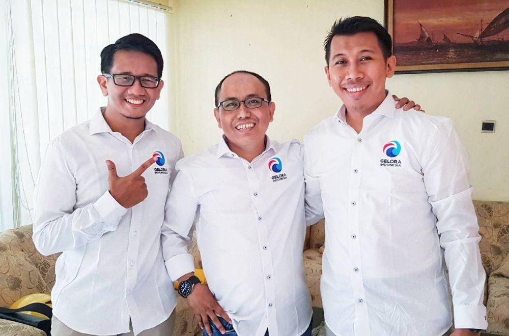Sekretaris Partai Gelora Indonesia Sulsel Muzakkir Ali Djamil (tengah). Dok. IDN Times/Istimewa