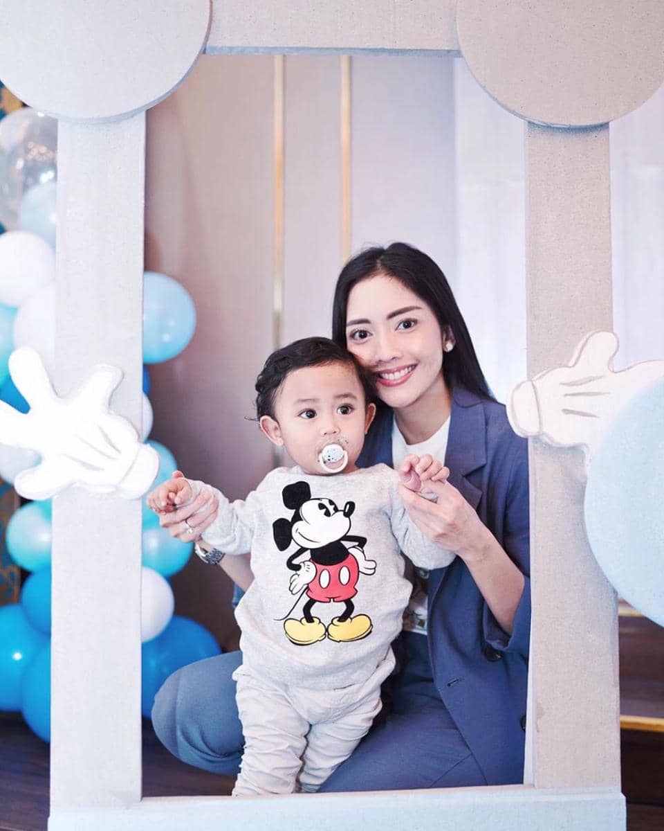 Instagram.com/ririndwiariyanti