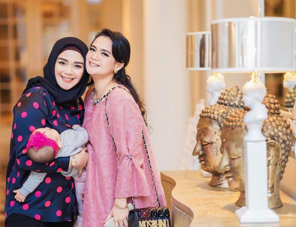 instagram.com/shezaidris