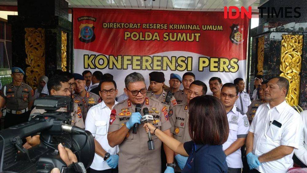 Kapolda Sumut Irjen Martuani Sormin Siregar memaparkan kasus kematian Hakim PN Medan Jamaluddin (1). (IDN Times/Fadli Syahputra))