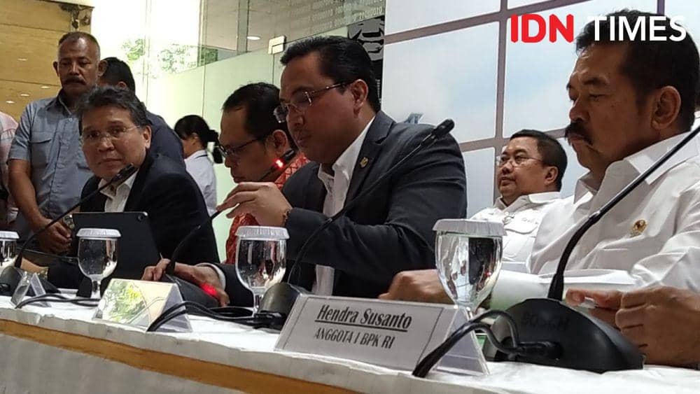 Ketua BPK Agung Firman Sampurna dan Jaksa Agung ST Burhanuddin (IDN Times/Helmi Shemi)