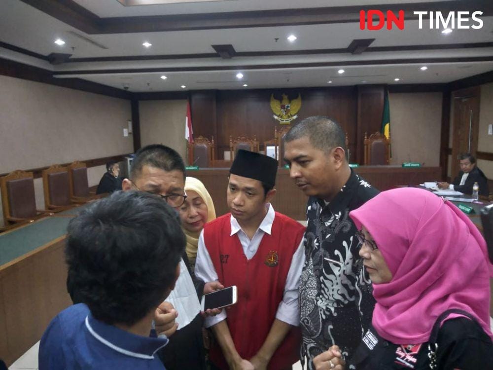 Sidang ketiga kasus pemuda pembawa bendera Merah Putih, Lutfi Alfiandi di Pengadilan Negeri Jakarta Pusat (IDN Times/Lia Hutasoit)