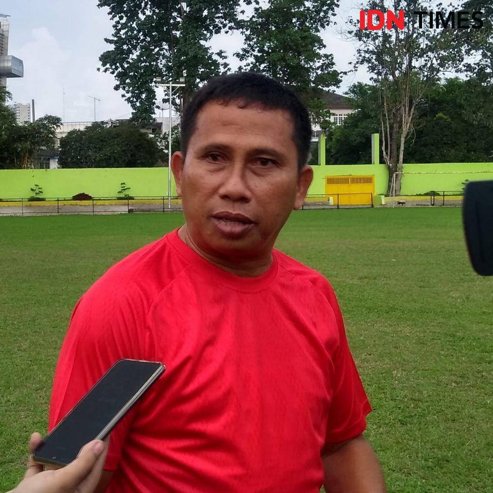 Pelatih PSMS Philep Hansen (IDN Times/Hasudungan)