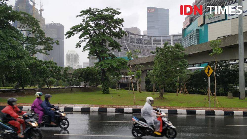 Ilustrasi hujan (IDN Times/Rochmanudin)