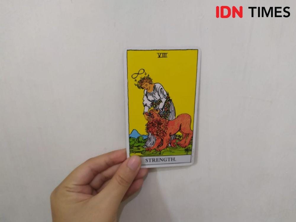 Tarot Card (IDN Times/Aldzah Fatimah Aditya)